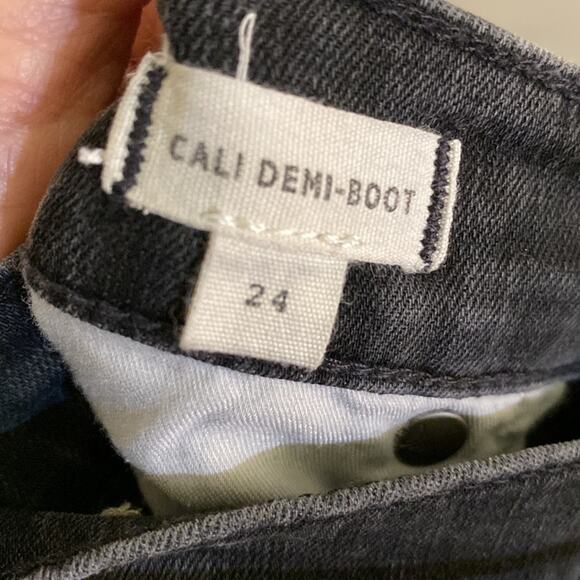 Madewell Cali Demi boot jeans - Picture 6 of 7